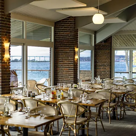 Hotel Christiansminde 4*