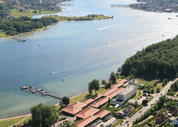 酒店 Christiansminde 4*